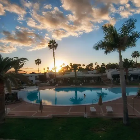 Maspalomas Bungalow 公寓 *